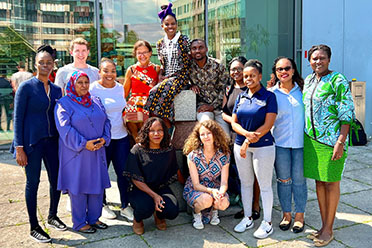 Fellows des Clinical Fellowships treffen das GHPP-PharmTrain-Team am BfArM (Quelle: BfArM/PharmTrain) Fellows des Clinical Fellowships treffen das GHPP-PharmTrain-Team am BfArM
