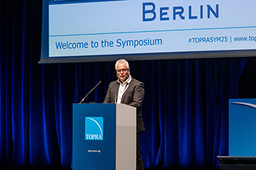 Prof. Dr. Werner Knöss, BfArM (Quelle: TOPRA/BfArM/Lilian Pfender) Prof. Dr. Werner Knöss, BfArM